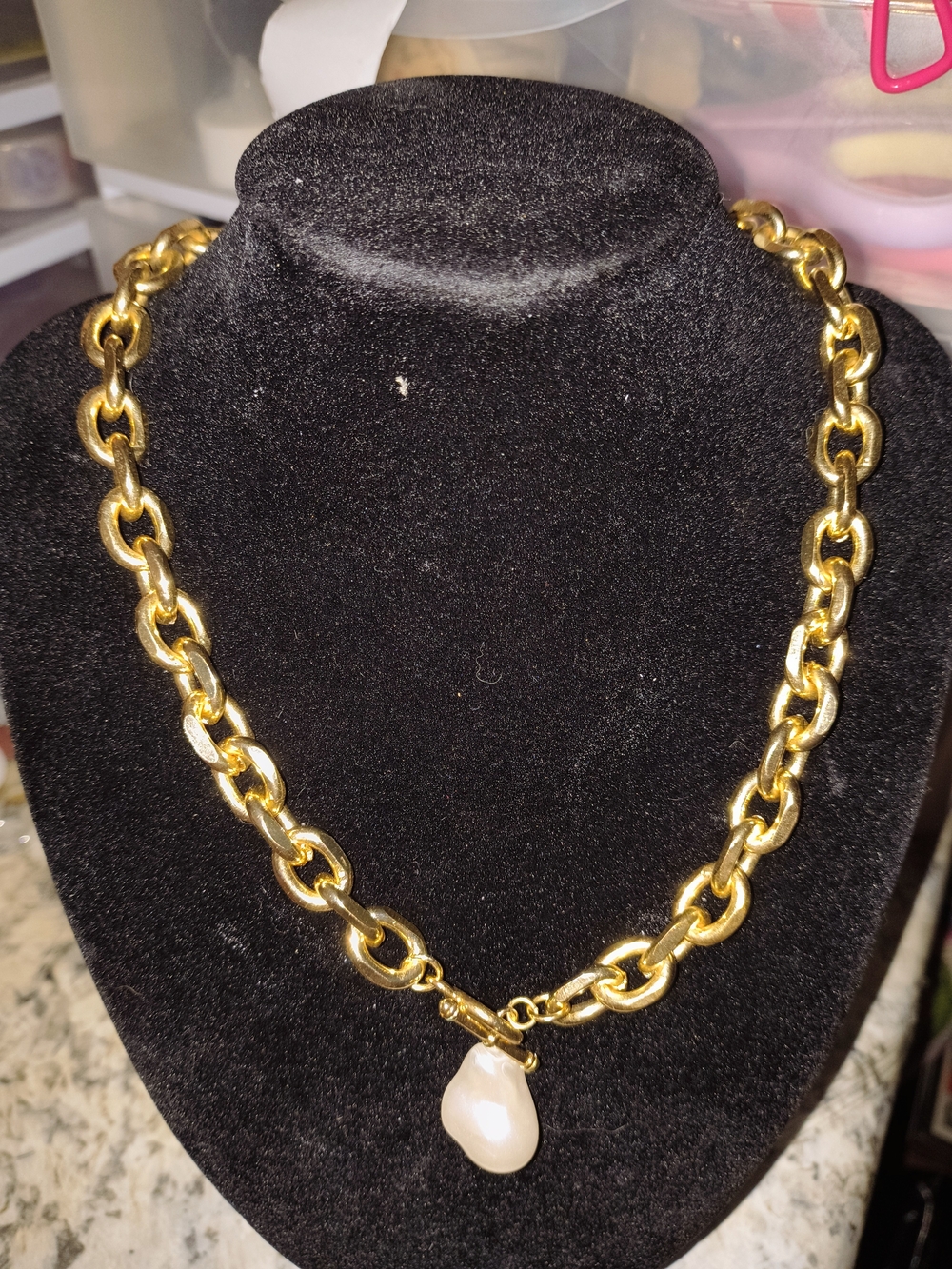 Gold Link Chain Necklace with Pearl Pendant - Women Jewelry